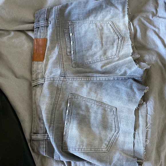 Jeans Short - Picture 3 of 4